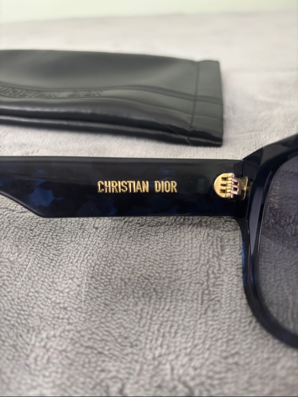 Dior Women's Navy Tortoiseshell Cat-Eye Sunglasses - Picture 2 of 9